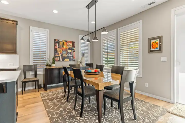 Light and bright dining area off kitchen