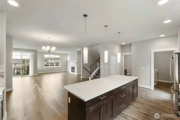 Kitchen - Main floor