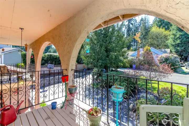 Matching upstairs bacony decks in Primary Bedroom and 2nd Bedroom