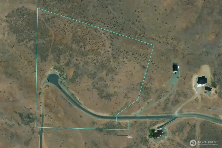 Lot lines are approximate.