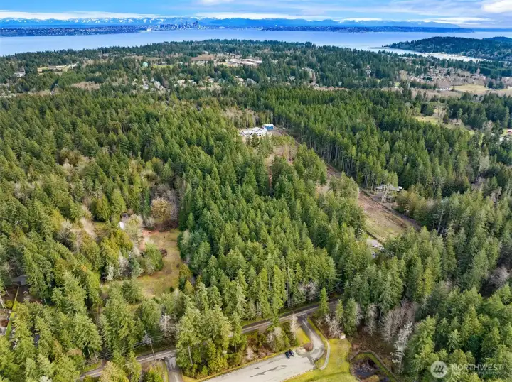 Looking to the East across the Puget Sound, the Cascade Mountains are a beautiful backdrop to the city of Seattle.