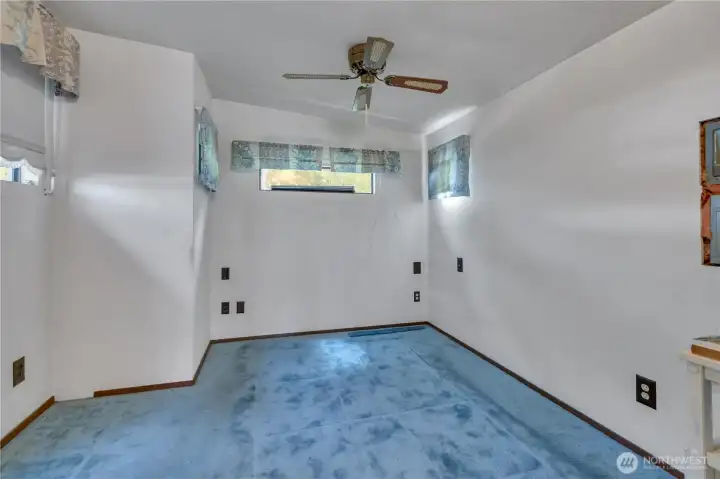 Upper bedroom sitting area