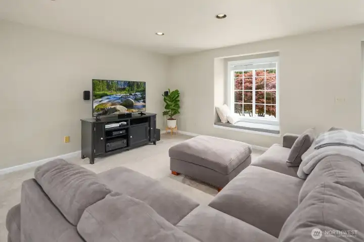 The massive upstairs loft offers endless flexibility as the ultimate playroom, media room, or hobby space — and with its generous proportions, it could easily be converted into a full guest suite to suit any lifestyle.