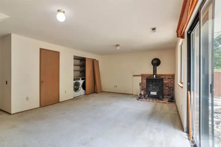 Downstairs bonus room Downstairs bonus room