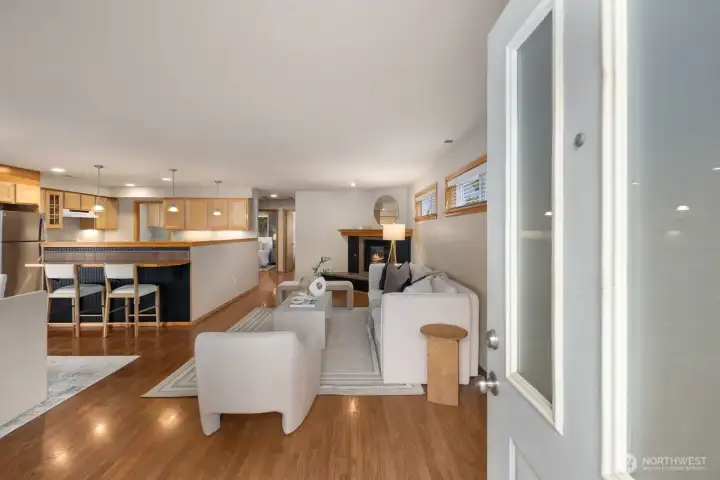 Main Entrance to Living Room
