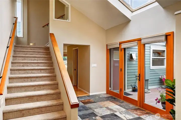 Front wing to the upstairs primary with entry to the foyer