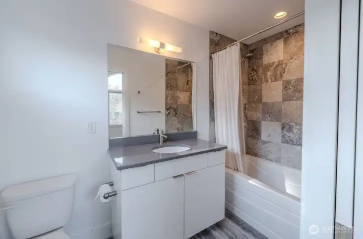 attached bath attached bath
