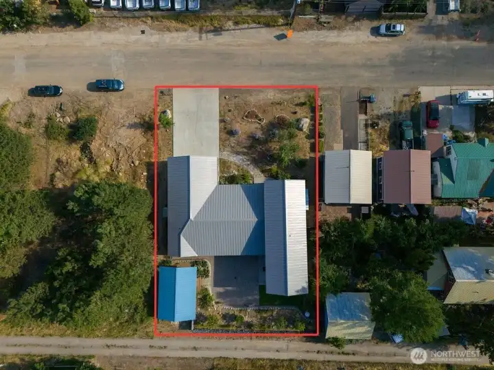 Rough property lines, not exact Rough property lines, not exact