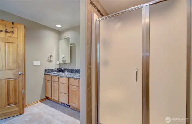Bathroom, Attached