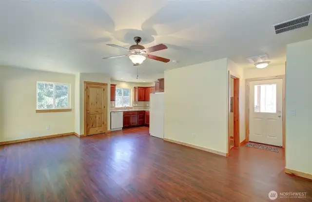 Living room/Entrance