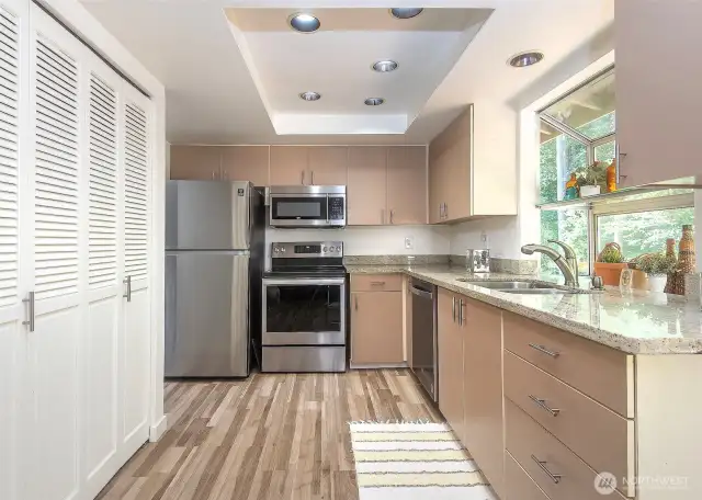 Huge pantry, solid surface counter tops and stainless steel appliances.