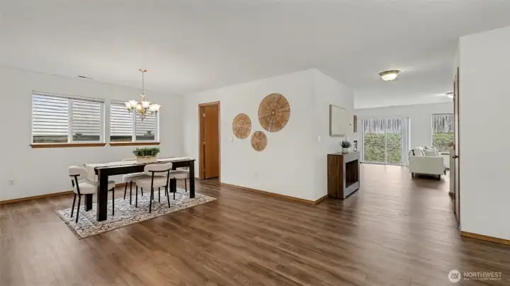 Ideally located next to the oversized walk-in pantry and laundry room, making entertaining and daily living beautifully convenient.