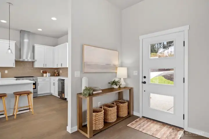 Photographs are for illustrative purposes only. Features, finishes, interior/exterior colors, landscaping and floorplan shown may vary from actual homes built