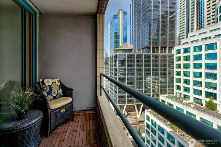 A second covered terrace offers a more private outdoor retreat within the penthouse.