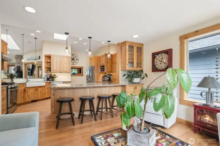 Sitting area/kitchen
