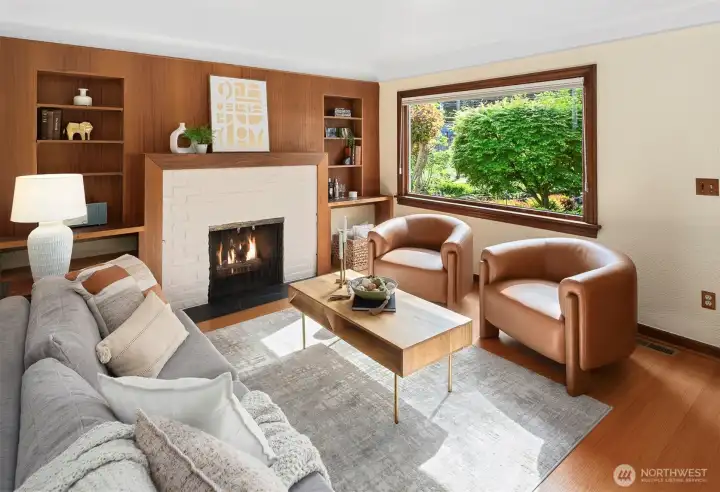 Large west facing picture window in living room provides great natural light.