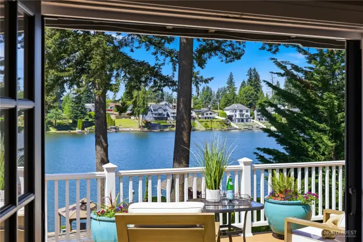 From the moment you walk in you will be met with stunning lakeside views