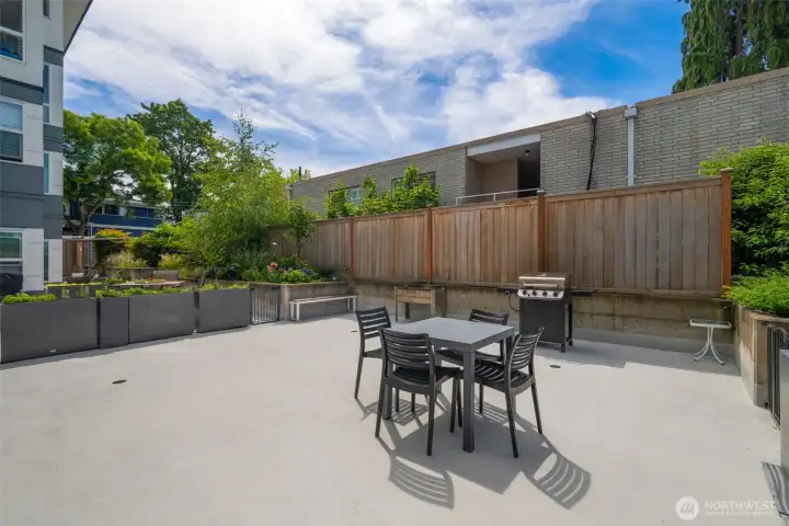 Additional outdoor common area copnveniently adjacent to your patio should you want to entertain on a larger scale.