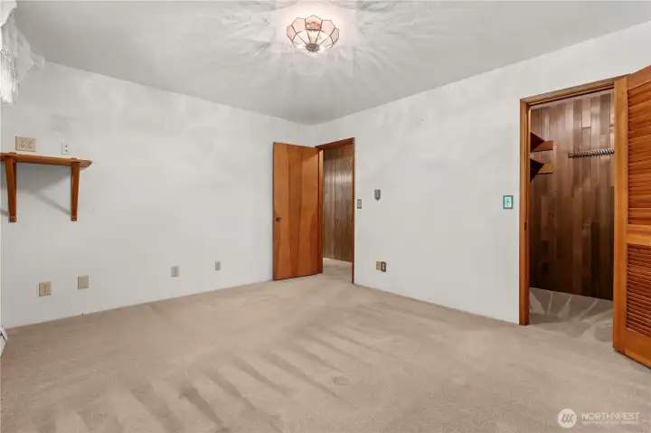 Primary bedroom offering cedar lined walk-in-closet