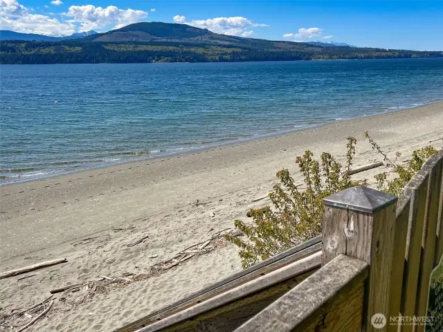 Members of the Ocean Grove community exclusively enjoy 200 feet of tidelands. Plus, separate walking trails, too.