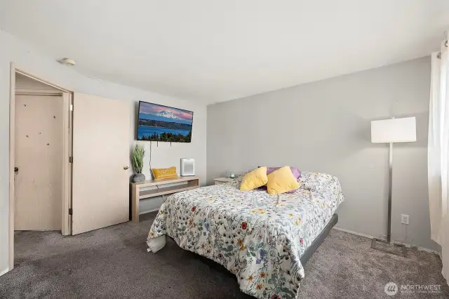 Primary Bedroom - Upstairs