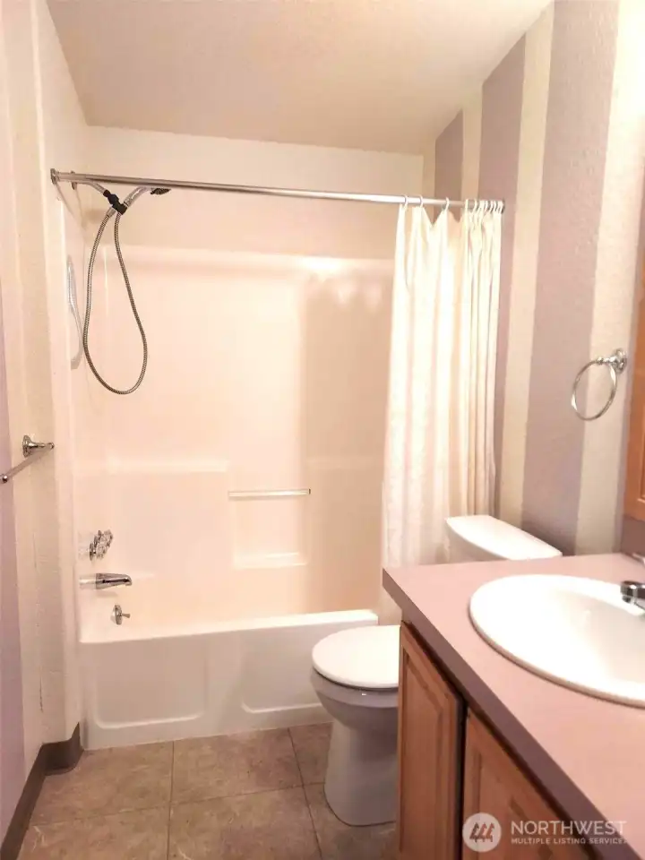 Main bathroom