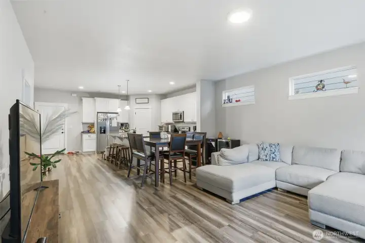 Love the light in this space, perfect for entertaining.