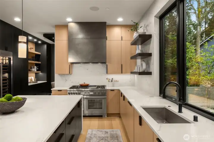 Luxury Thermadore appliances.