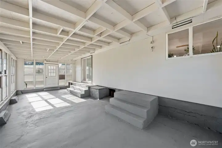 Sun room / green house