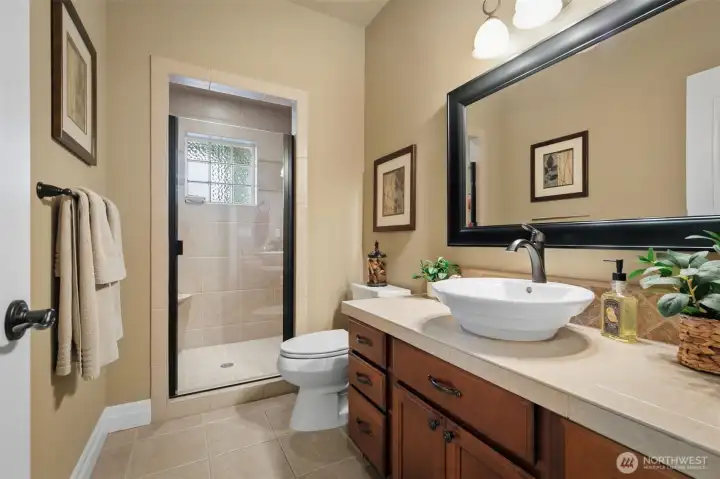 Adjacent bath to second bedroom