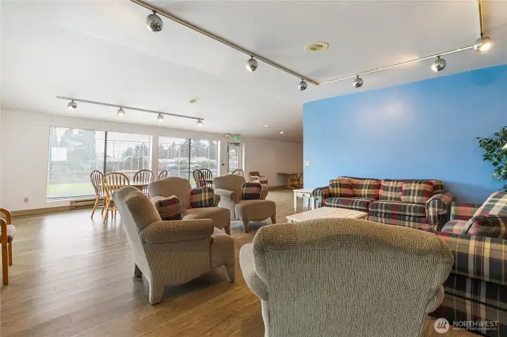 Meeting or party space