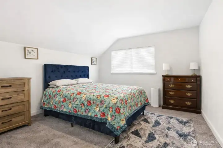 upstairs bedroom 3
