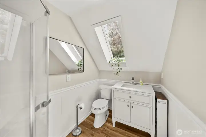 Upstairs 3/4 bathroom