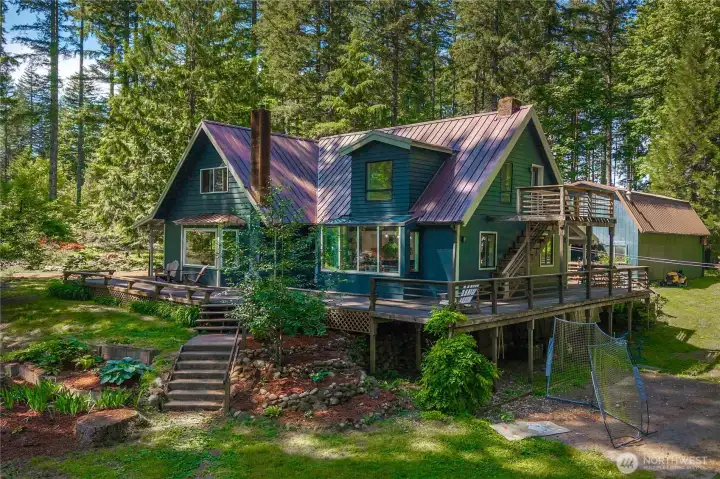 Lots of deck space