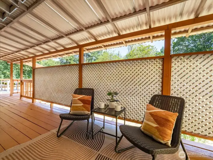 A back patio that extends to primary suite.