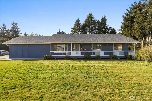located in the heart of Rainier move in ready home