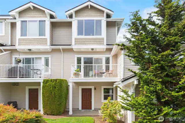 Private and with territorial views, this unit has been completely updated inside!