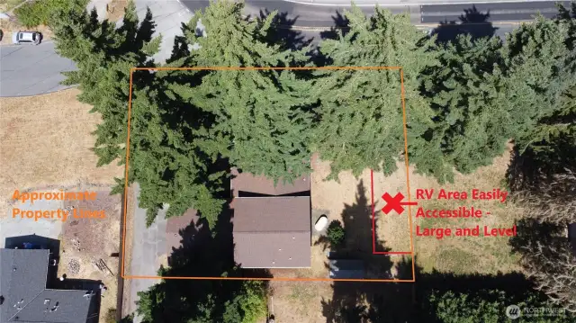 1,659 sqft, 3 bed, 2.5 bath, tri-level, all nestled on a large corner lot in south hill Puyallup. Patio off family room is great for outdoor entertaining, BBQs, or simply relaxing. Plenty of backyard space for an RV and backyard fun, includes shed.