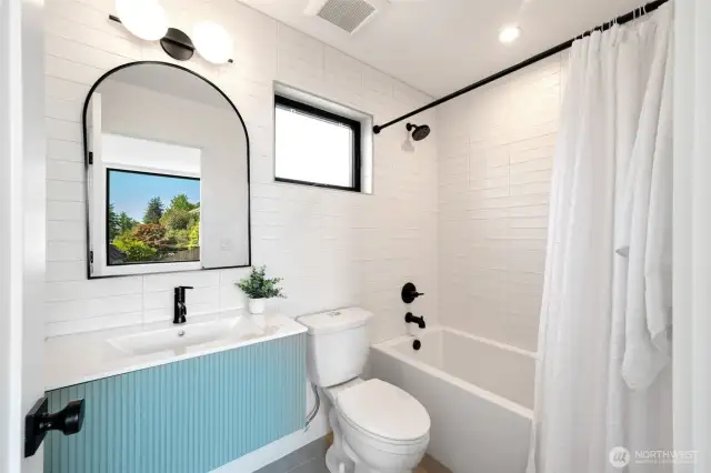 Primary suite bath.