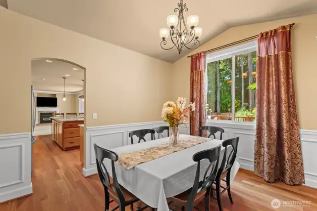 Dining Room with room for expansion- seller has had 12 at the table.