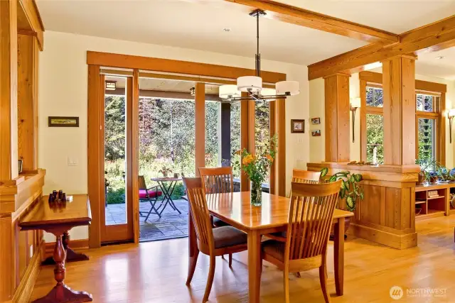 Fine finishes inside, and the grandeur of the North Cascades outside.