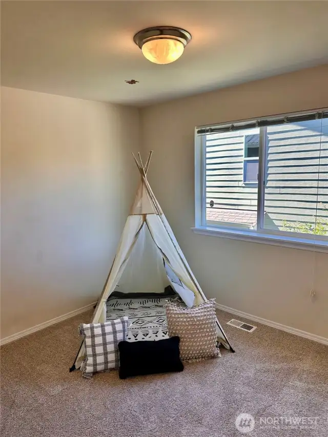 4th bedroom