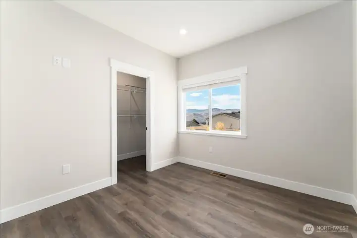 Second spacious bedroom.