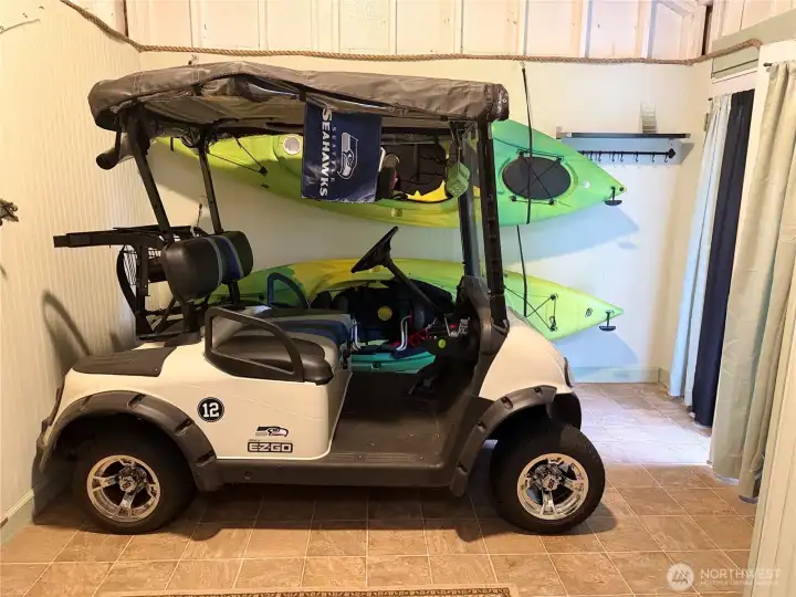 Golf cart and kayaks included with the right offer!
