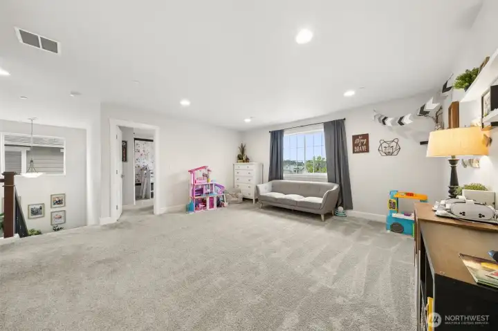 Another view of the upstairs loft