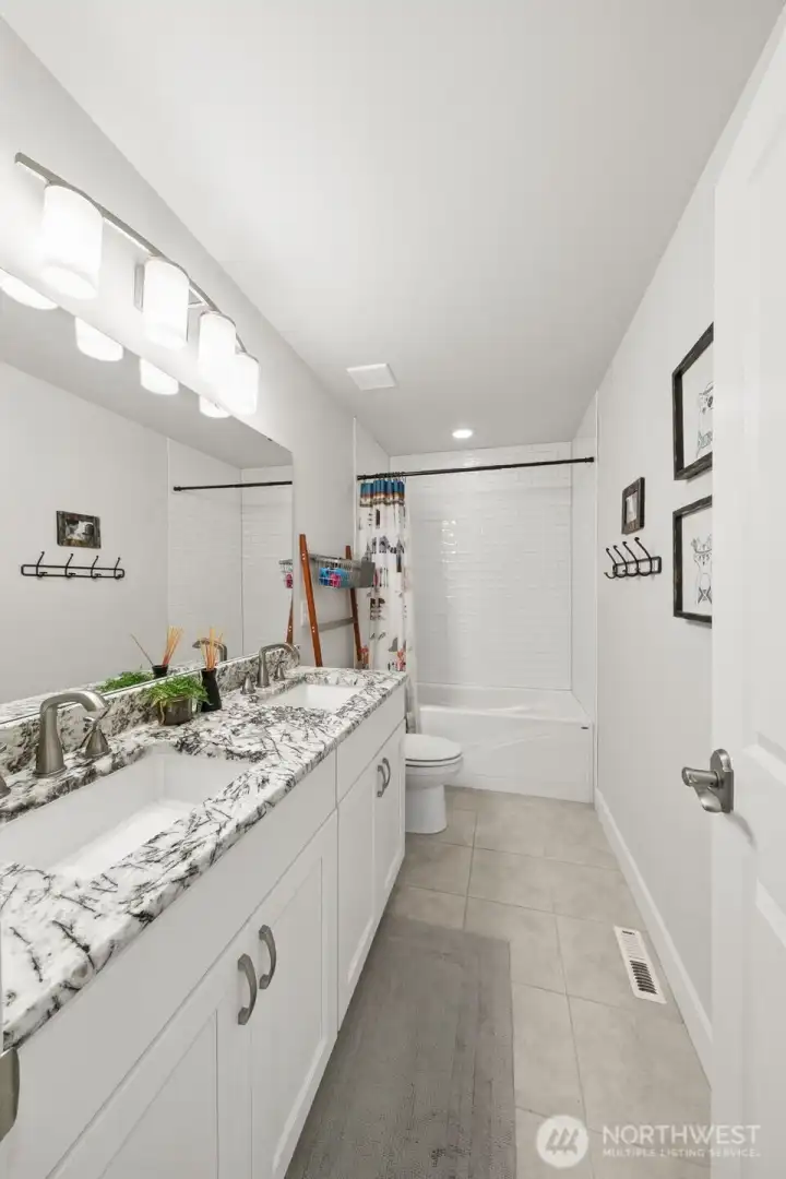 Main bath upstairs