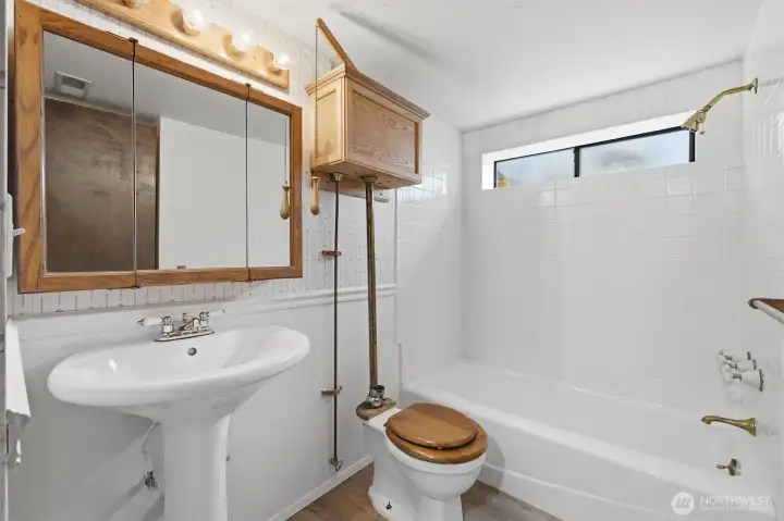 Lower level full bath Lower level full bath