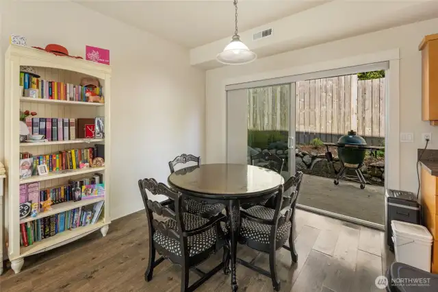 dining area off kitchen