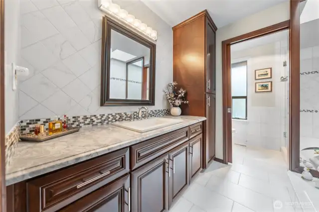 Main floor bathroom.