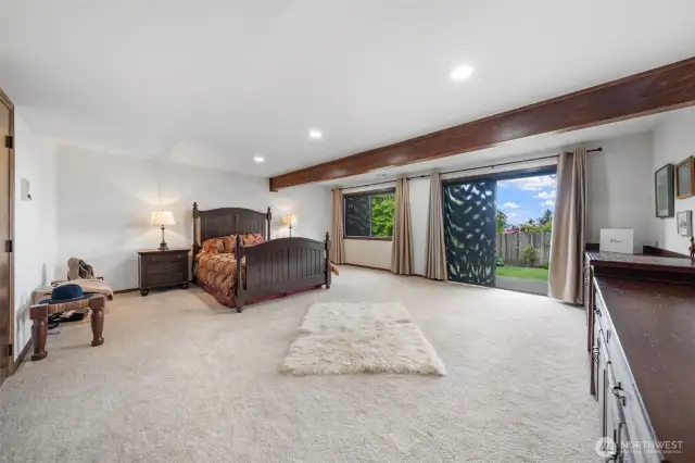 Huge second primary room in the lower level.
